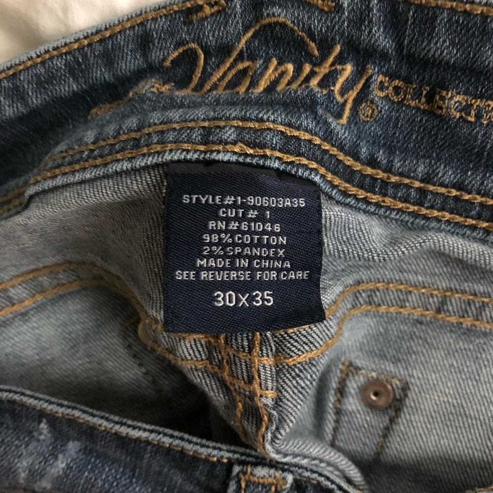 Vanity 30x35 stylish jeans